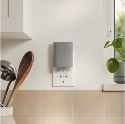 Ring Chime aangesloten op een stopcontact aan de keukenwand